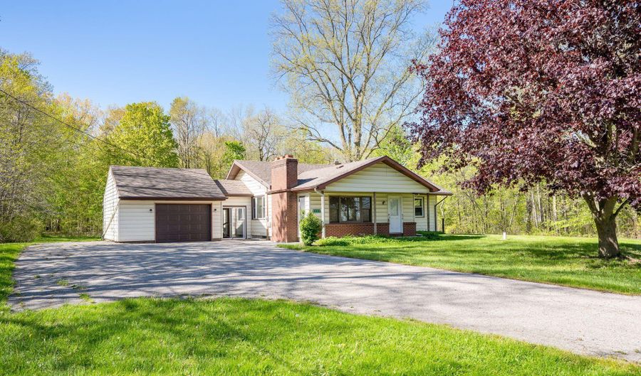 9800 5 Mile Rd NE, Ada, MI 49301 - 3 Beds, 2 Bath