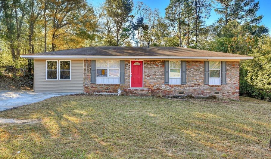 3420 KENSINGTON DR. NORTH Dr, Augusta, GA 30906 - 4 Beds, 2 Bath