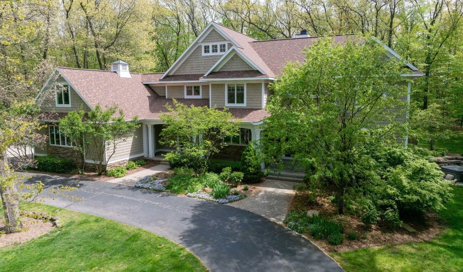 3099 Pickford Dr SE, Ada, MI 49301 - 5 Beds, 5 Bath