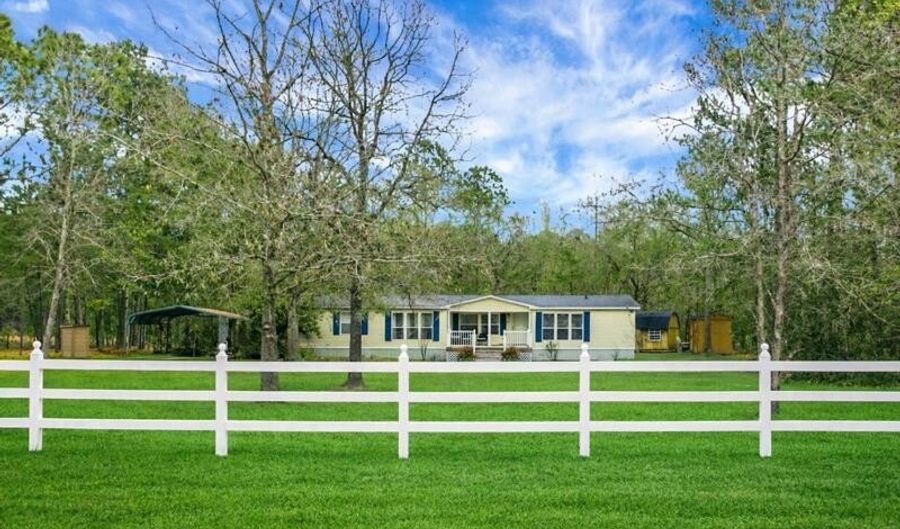 220 Albacore Rd, Bonneau, SC 29431 - 3 Beds, 3 Bath