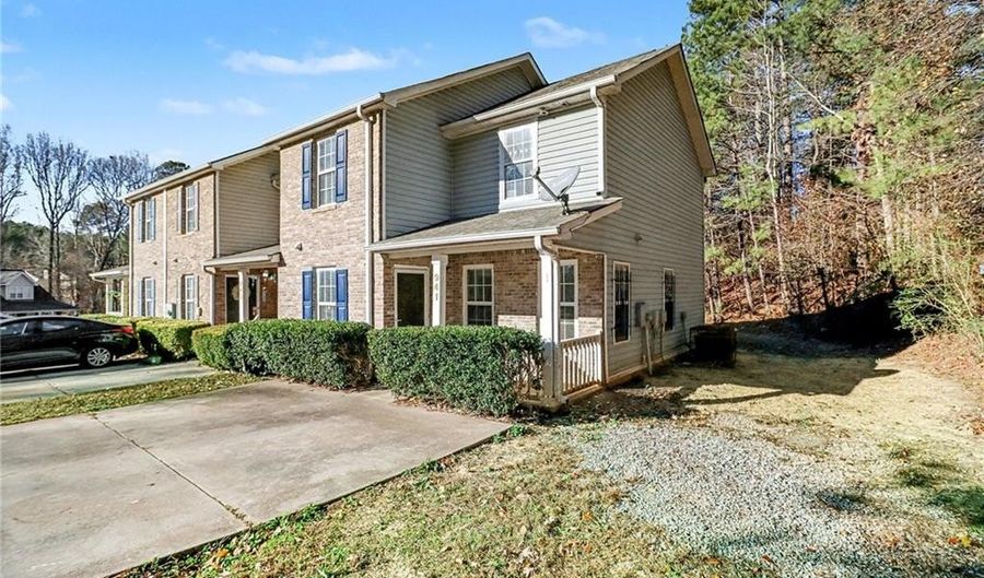 941 Windwood Ct, Atlanta, GA 30349 - 3 Beds, 3 Bath