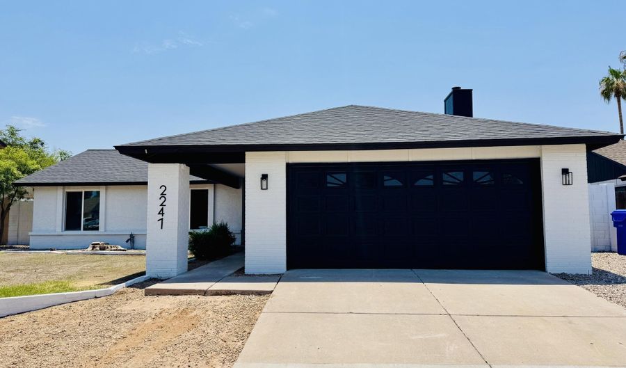 2247 W HIGHLAND St, Chandler, AZ 85224 - 3 Beds, 2 Bath