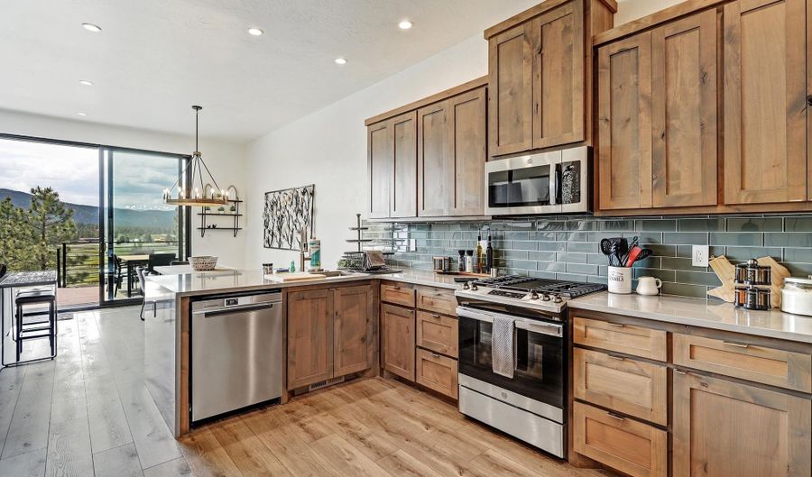 18 Angel Fire Rd S 9, Angel Fire, NM 87710 - 4 Beds, 5 Bath