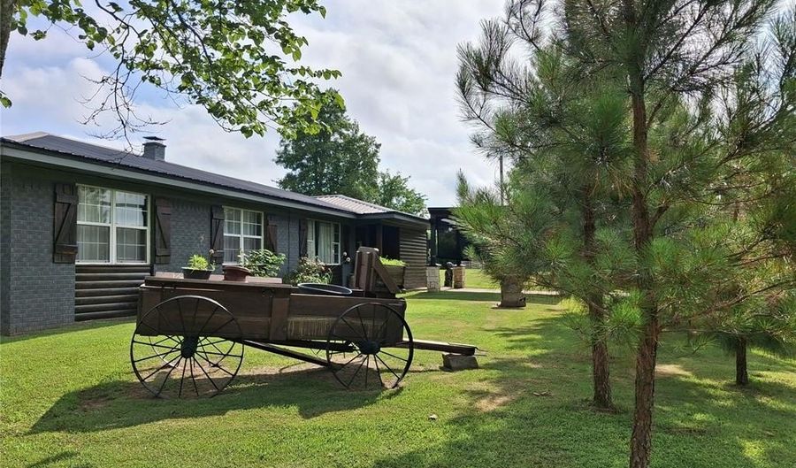 1274 W Walden Rd, Battiest, OK 74722 - 4 Beds, 3 Bath