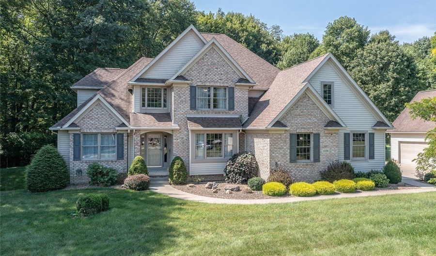 4336 Spruce Run, Akron, OH 44321 - 3 Beds, 3 Bath