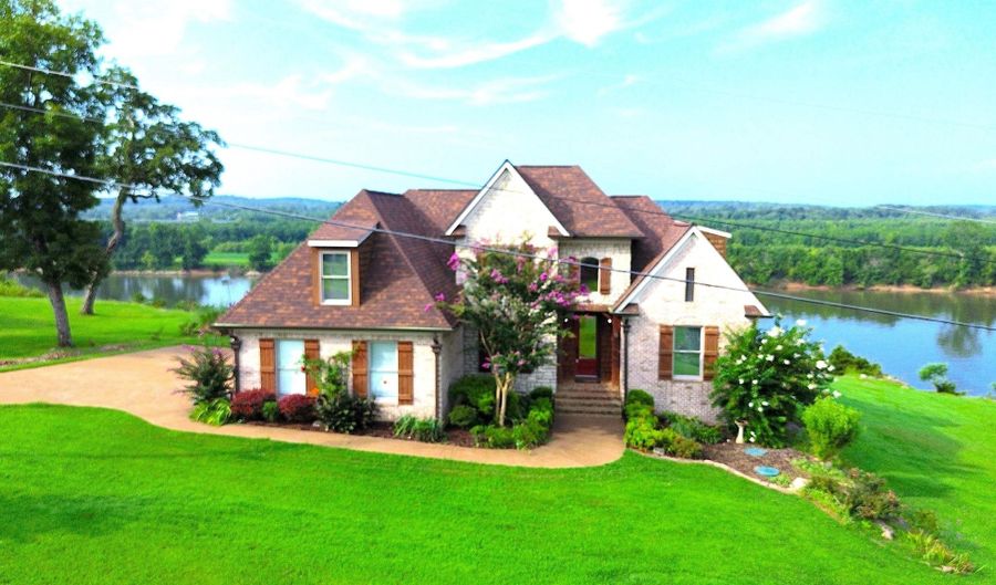 30 RIVERBEND Cv, Bath Springs, TN 38311 - 3 Beds, 3 Bath