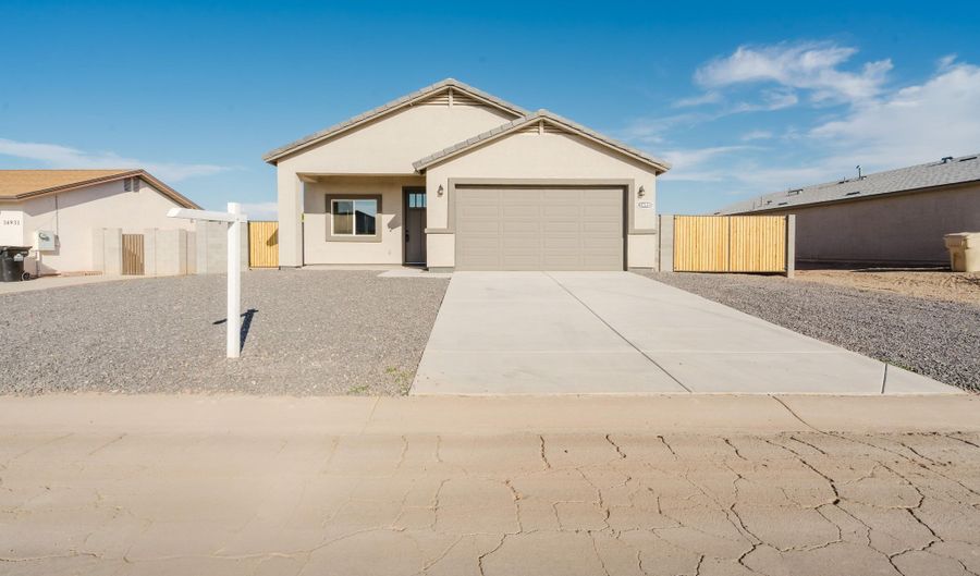 14951 S CAPISTRANO Rd, Arizona City, AZ 85123 - 3 Beds, 2 Bath
