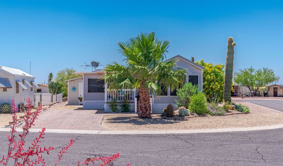 21325 W OUTLAW Dr, Congress, AZ 85332 - 1 Beds, 1 Bath