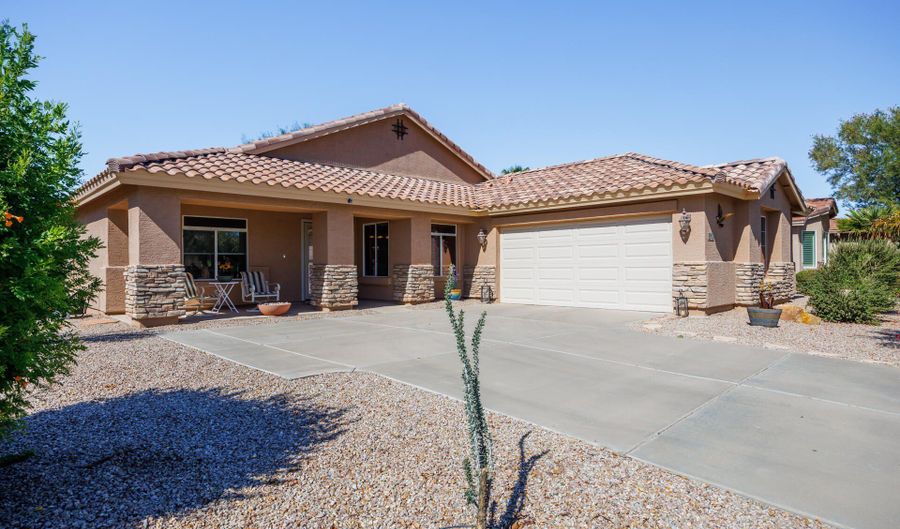 147 S Los Cielos Ln, Casa Grande, AZ 85194 - 3 Beds, 2 Bath