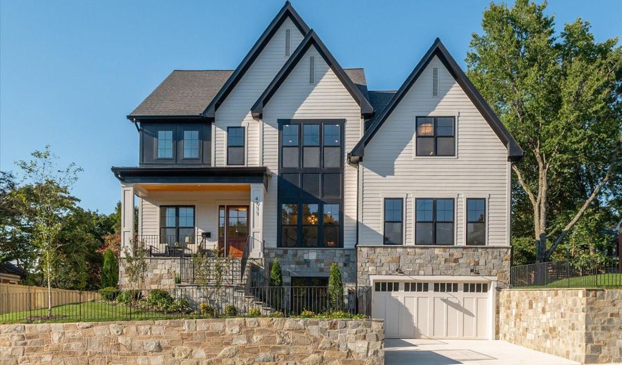4911 37TH St N, Arlington, VA 22207 - 7 Beds, 8 Bath