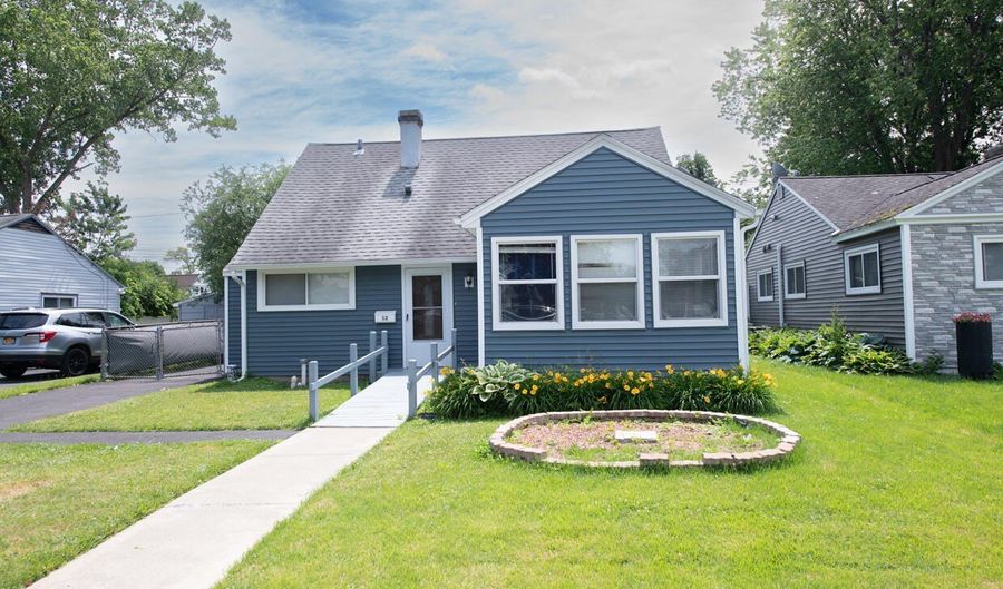 12 Jase Ct, Albany, NY 12208 - 3 Beds, 2 Bath