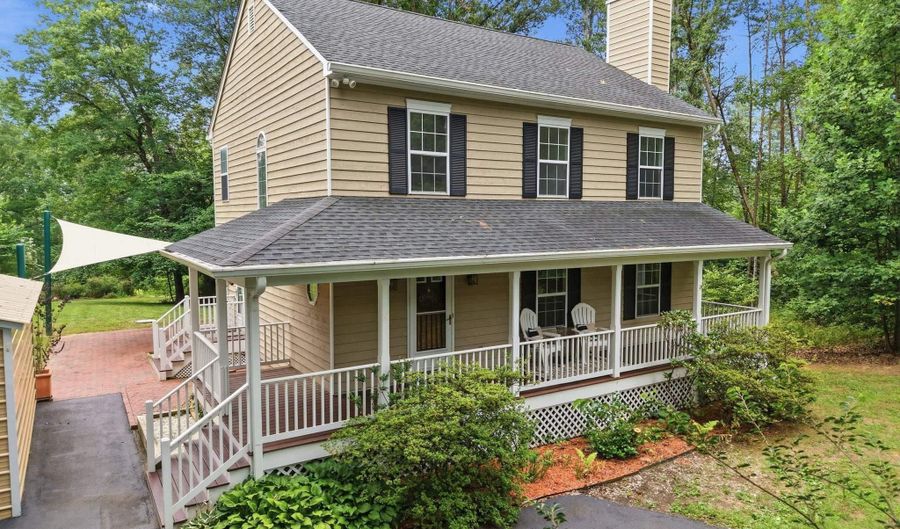 209 HALL Dr, Barboursville, VA 22923 - 3 Beds, 3 Bath
