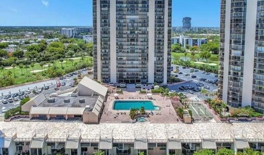 20335 W Country Club Dr 910, Aventura, FL 33180 - 2 Beds, 2 Bath