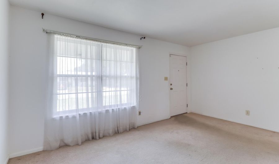2305 Arbor Dr, Biloxi, MS 39531 - 3 Beds, 1 Bath