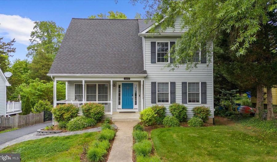 102 BREWER Ave, Annapolis, MD 21401 - 4 Beds, 4 Bath