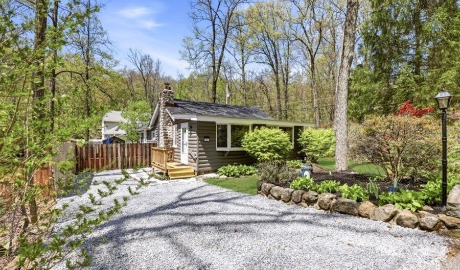 5 Sanoset Rd, Alloway, NJ 07422 - 3 Beds, 1 Bath