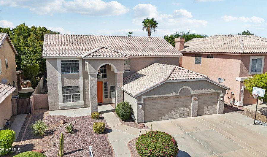 2362 W BINNER Dr, Chandler, AZ 85224 - 5 Beds, 3 Bath