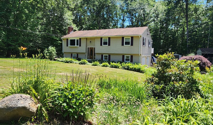 45 Nepaug Rd, Burlington, CT 06013 - 3 Beds, 3 Bath