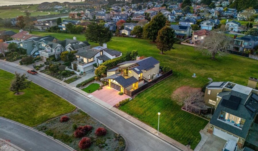 165 Via Trinita, Aptos, CA 95003 - 3 Beds, 2 Bath