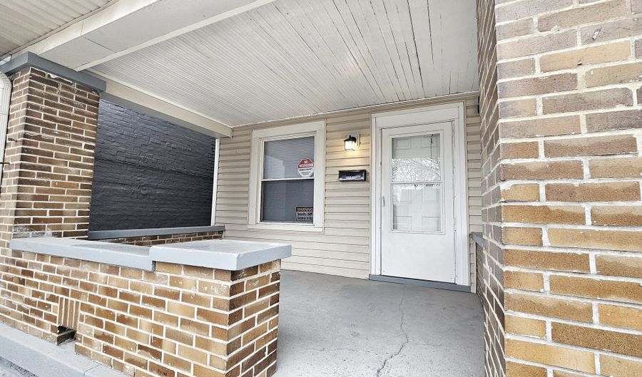 1437 S Meridian St, Indianapolis, IN 46225 - 2 Beds, 1 Bath