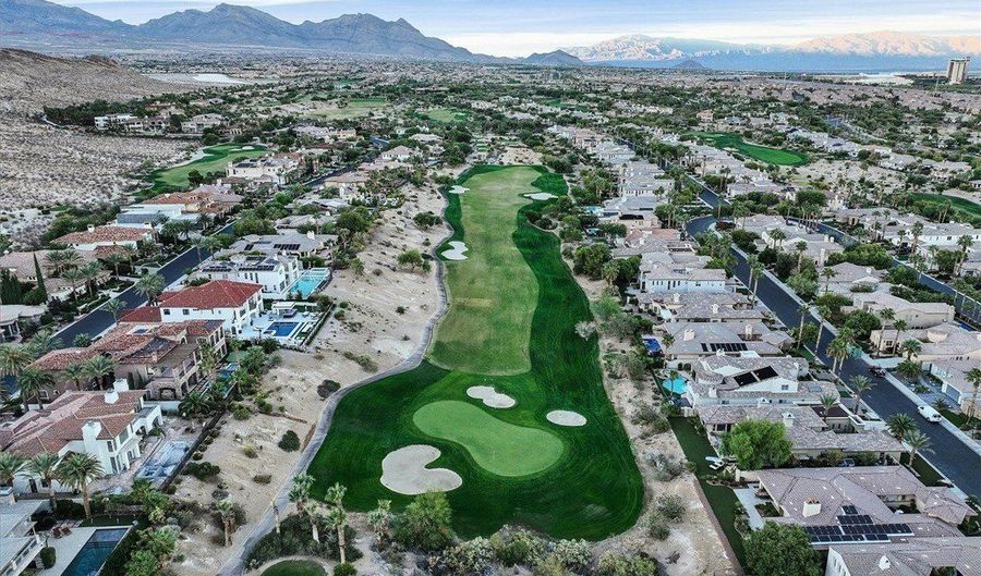 2735 Grassy Spring Pl, Las Vegas, NV 89135 - 3 Beds, 4 Bath