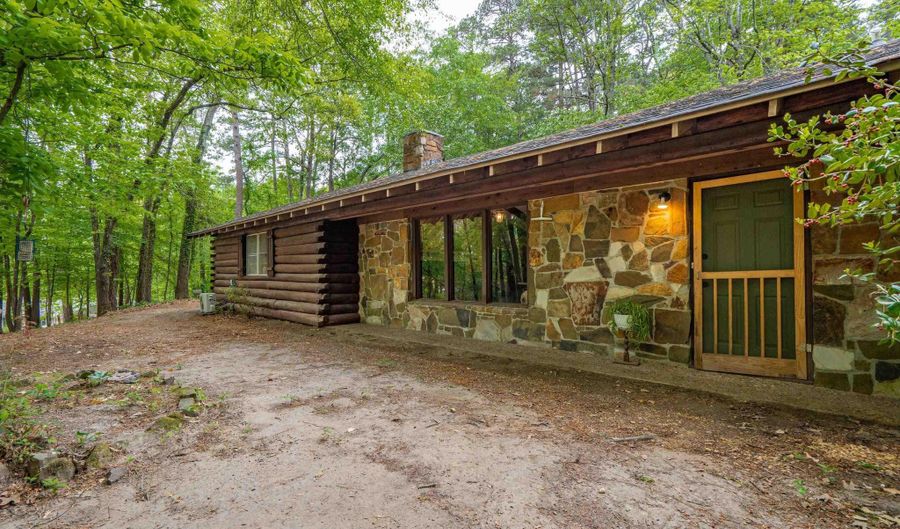 2091 ELAINE Cir, Arkadelphia, AR 71923 - 3 Beds, 2 Bath