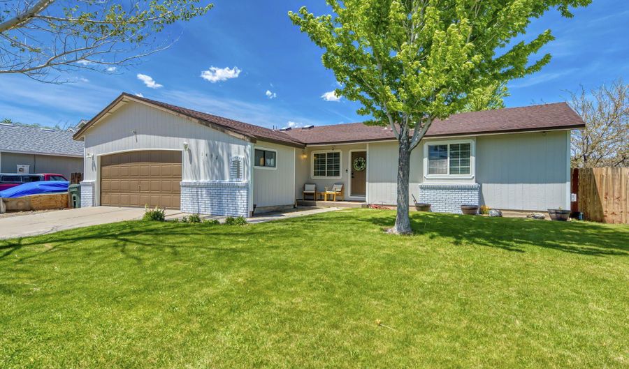 1492 Kathy Way, Gardnerville, NV 89460 - 3 Beds, 2 Bath