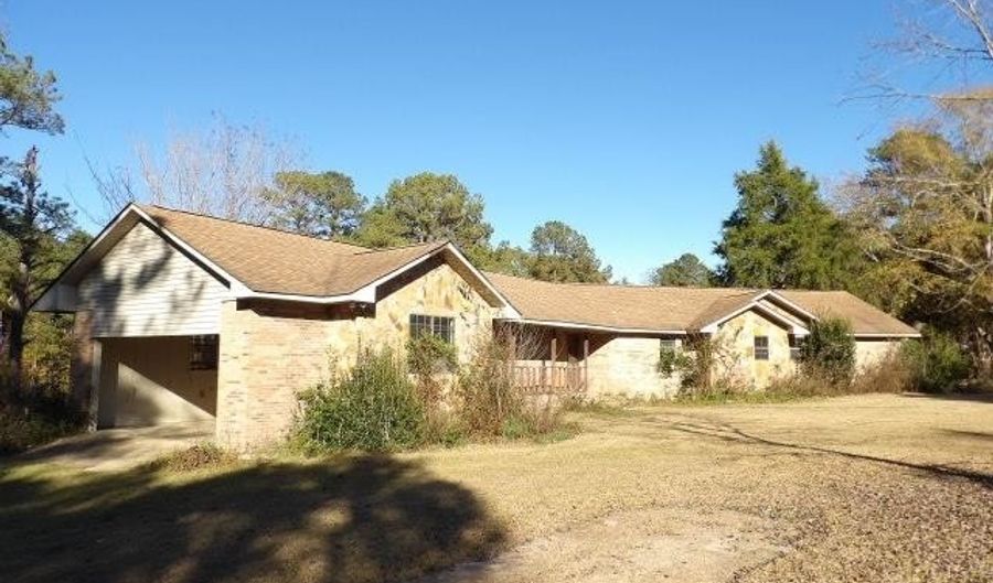 8437 Glisson Rd, Andalusia, AL 36421 - 3 Beds, 2 Bath