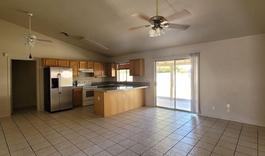 13314 E CINDY St, Chandler, AZ 85225 - 4 Beds, 2 Bath