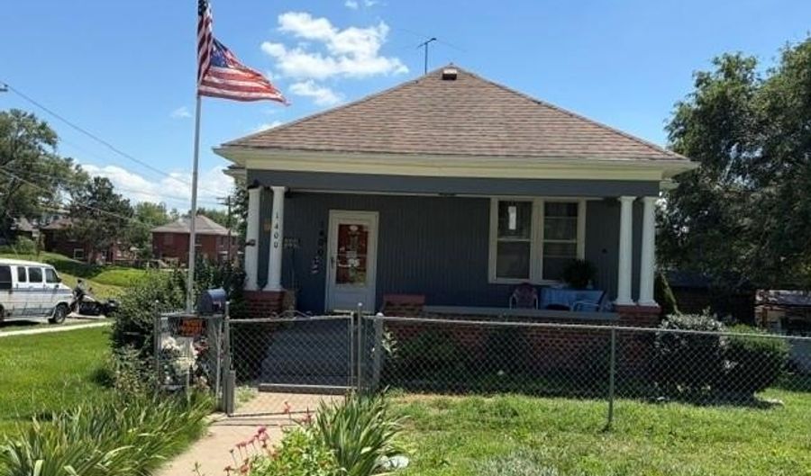 1400 Santa Fe St, Atchison, KS 66041 - 2 Beds, 1 Bath