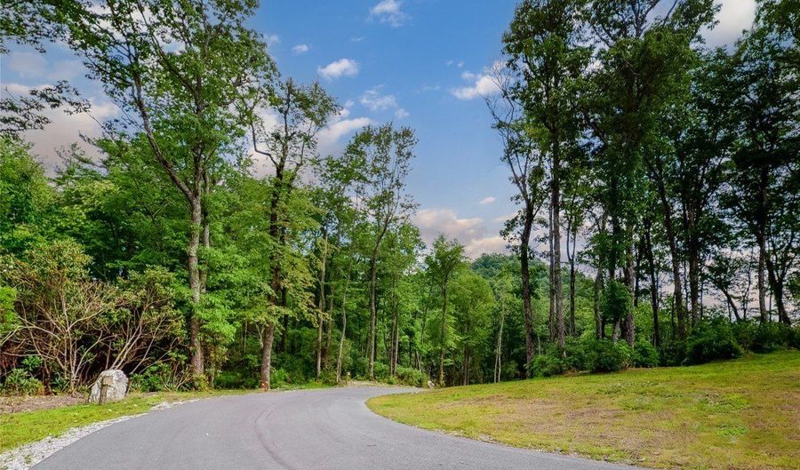 Lot 3 Bear Mor Ridge, Highlands, NC 28741 - 0 Beds, 0 Bath