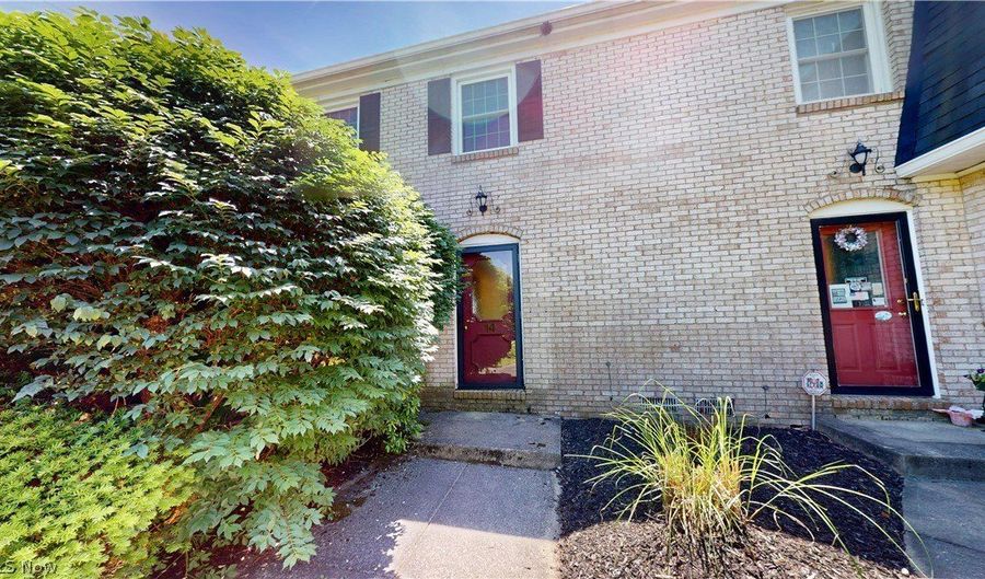 824 S Chillicothe Rd 14, Aurora, OH 44202 - 3 Beds, 2 Bath