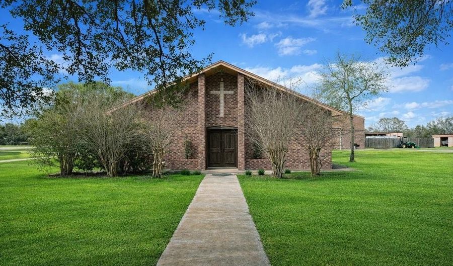 831 FM 2917, Alvin, TX 77511 - 0 Beds, 0 Bath