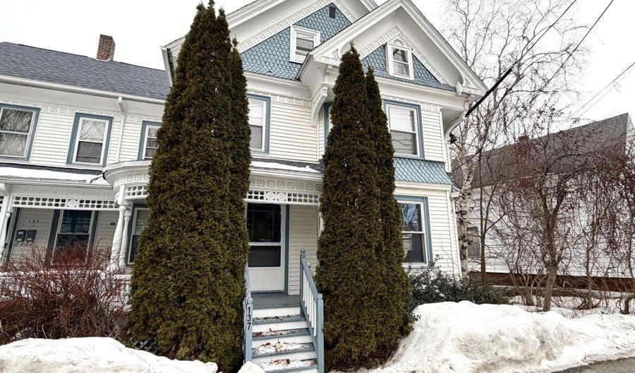 137 S Main St, Auburn, ME 04210 - 0 Beds, 2 Bath