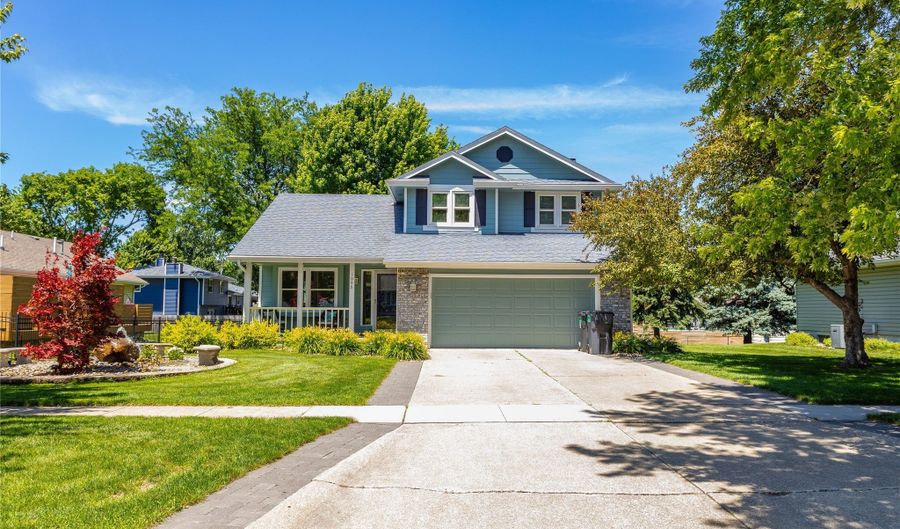 1006 SE Peterson Dr, Ankeny, IA 50021 - 3 Beds, 3 Bath
