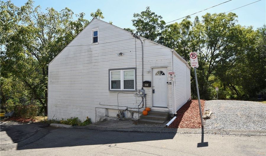 1938 Shamokin St, Airville, PA 15203 - 3 Beds, 2 Bath