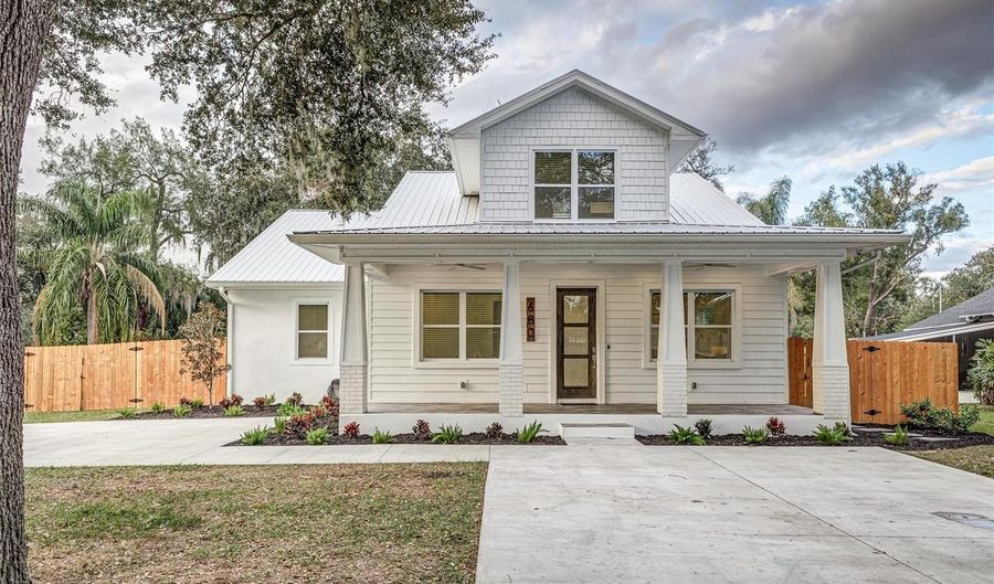 680 BARTOW Blvd, Bartow, FL 33830 - 4 Beds, 4 Bath