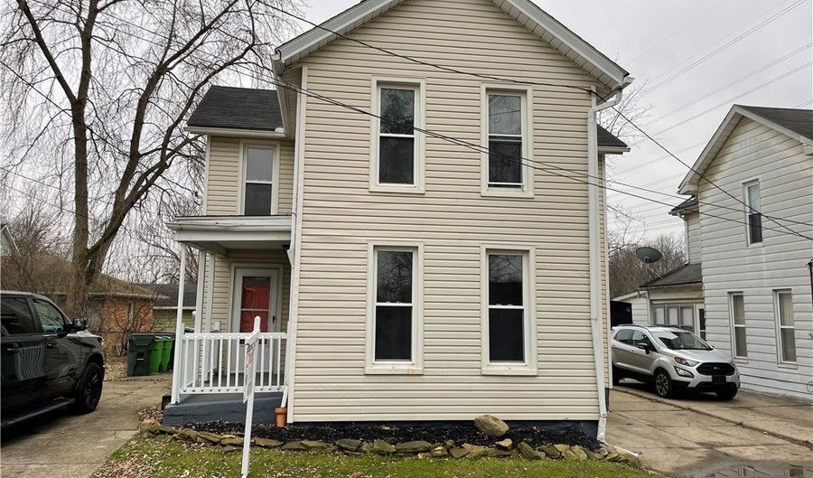 16 Brown Down, Bedford, OH 44146 - 3 Beds, 1 Bath