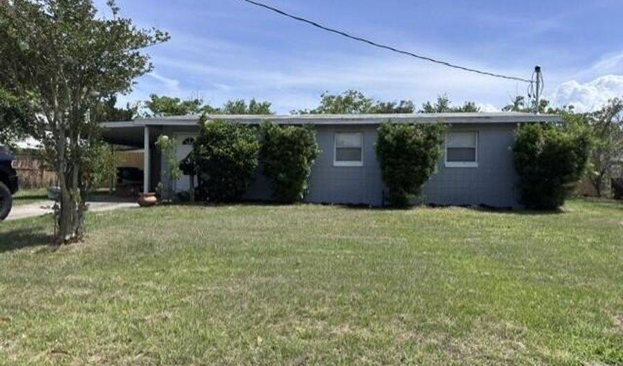 826 AMBERJACK Ln, Atlantic Beach, FL 32233 - 3 Beds, 2 Bath
