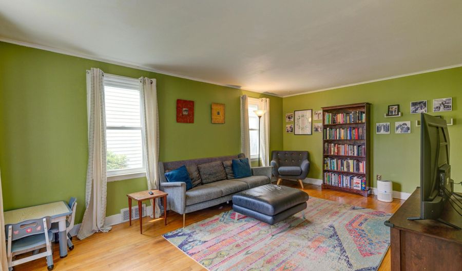 36 Victor St, Albany, NY 12208 - 3 Beds, 2 Bath