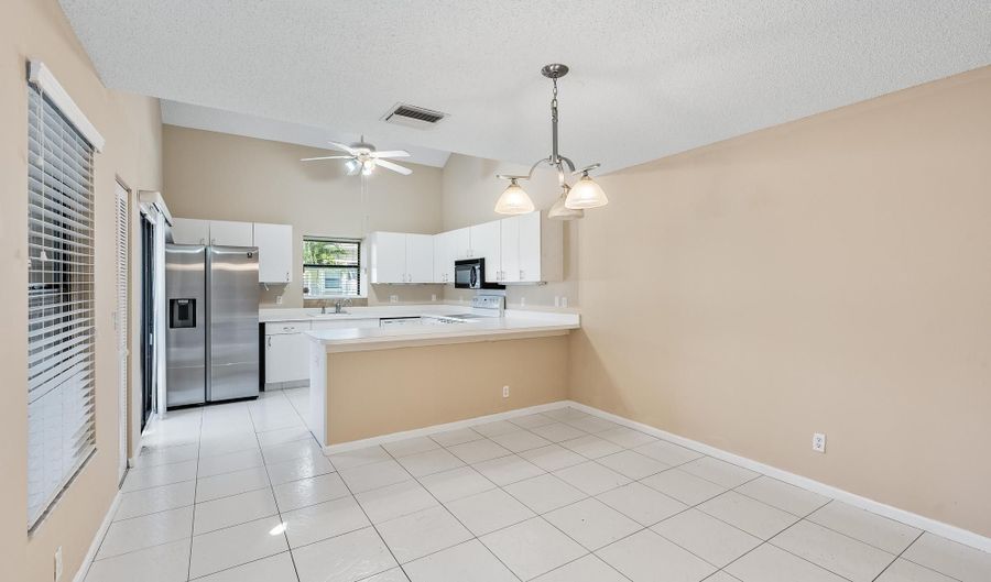 1102 Summer Winds Ln 1102, Jupiter, FL 33458 - 3 Beds, 3 Bath