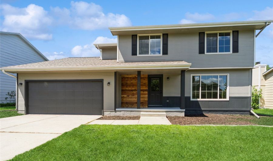 218 NE Mandy Ln, Ankeny, IA 50021 - 3 Beds, 3 Bath