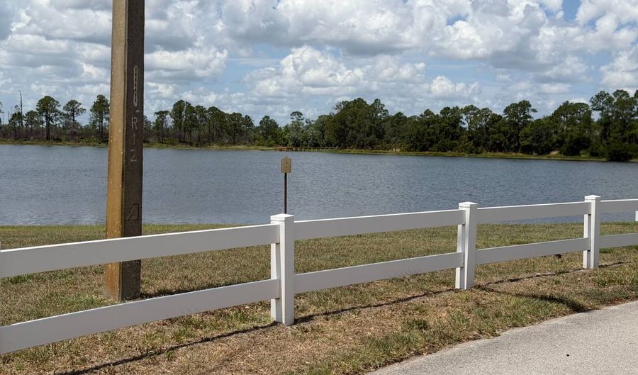 37436 Barbara Dr A-21, Avon Park, FL 33825 - 3 Beds, 2 Bath