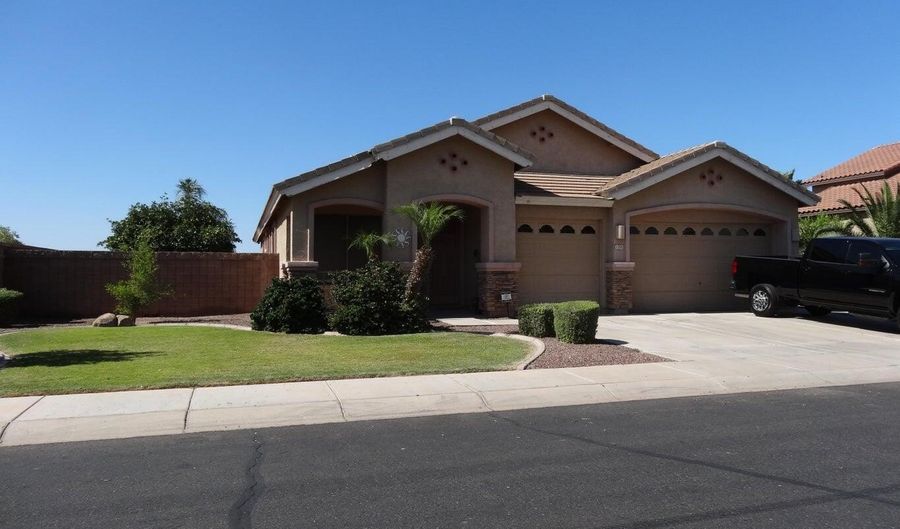 1350 E INDIGO Dr, Chandler, AZ 85286 - 3 Beds, 2 Bath