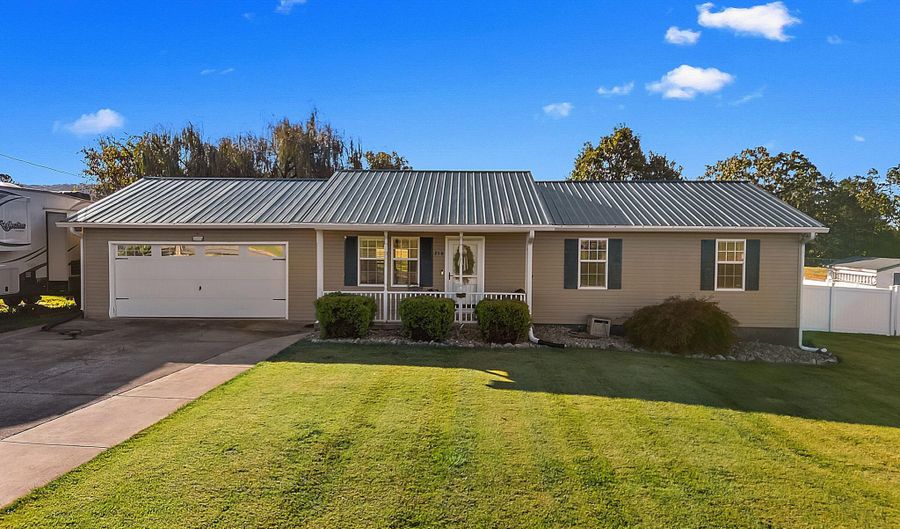 210 Gammon Springs Rd, Bean Station, TN 37708 - 3 Beds, 2 Bath