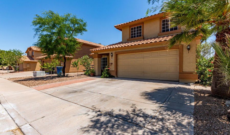 1723 W MERCURY Way, Chandler, AZ 85224 - 4 Beds, 3 Bath