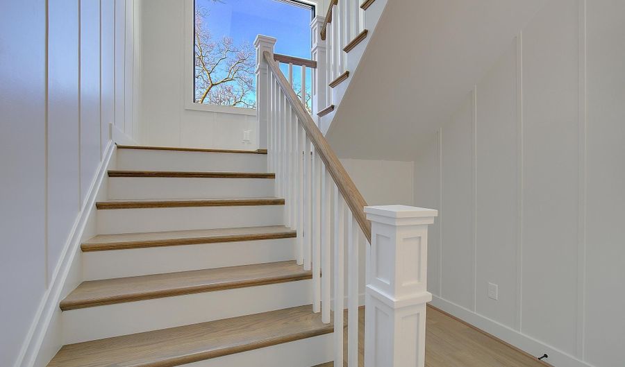 703 GLENDON Ave, Annapolis, MD 21403 - 5 Beds, 5 Bath