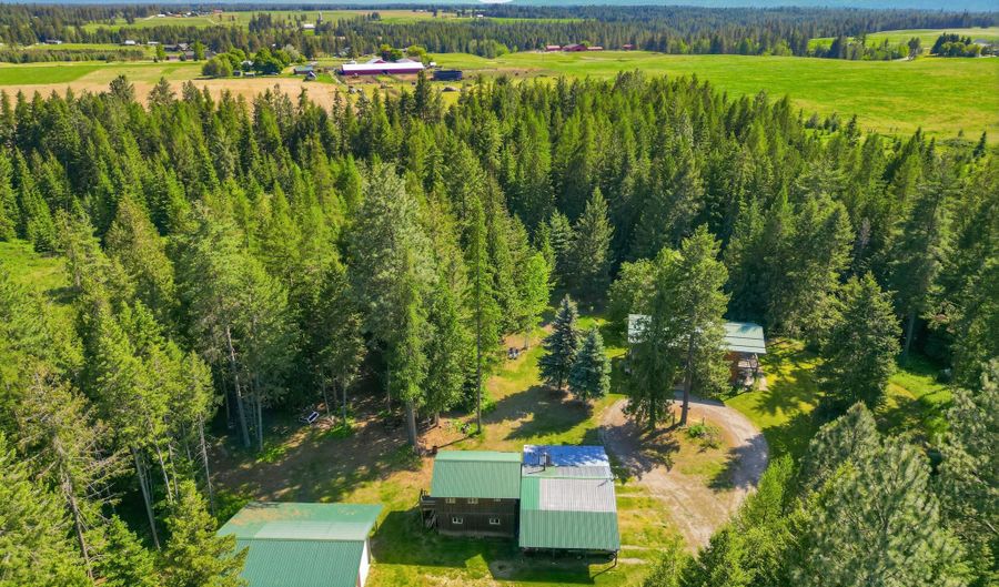 515172 U.S. 95, Bonners Ferry, ID 83805 - 3 Beds, 3 Bath