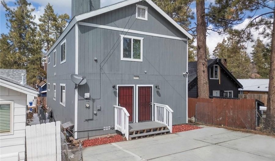 40046 Trail Of The Whispering Pnes, Big Bear Lake, CA 92315 - 6 Beds, 2 Bath