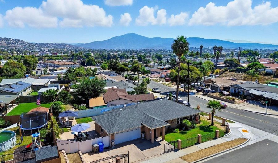 1011 Carlsbad St, Spring Valley, CA 91977 - 3 Beds, 2 Bath